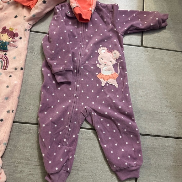 5 pajamas frizz - Picture 3 of 6